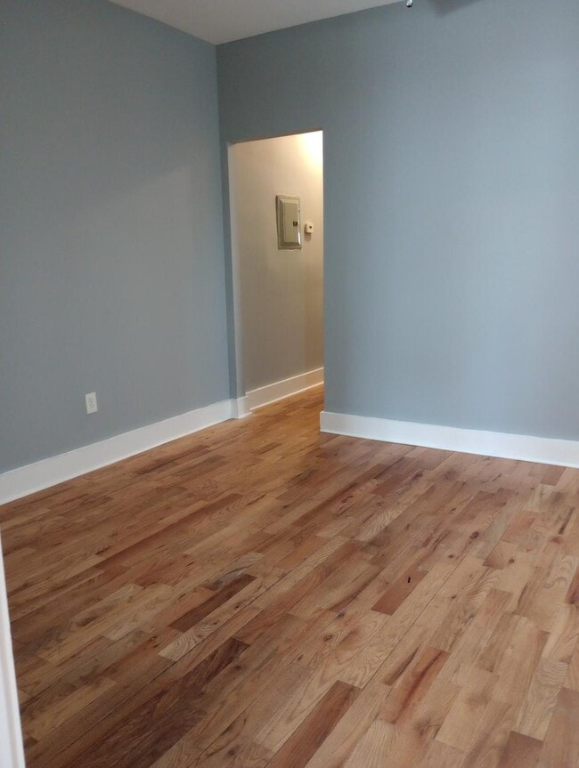 Building Photo - 133 Wilkinson Ave