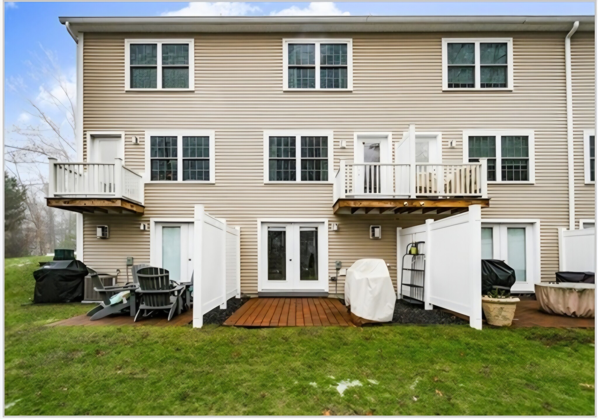 Building Photo - 143 Broad St