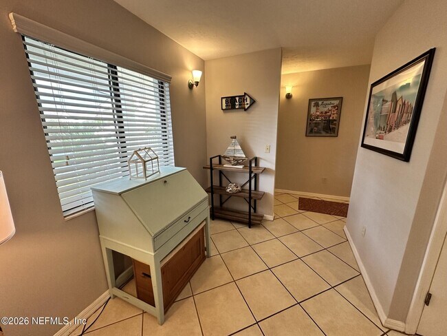 Building Photo - 4670-4A1A A1A S