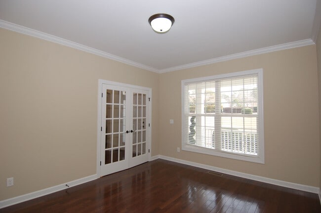 Study - 4832 Millens Bay Ct