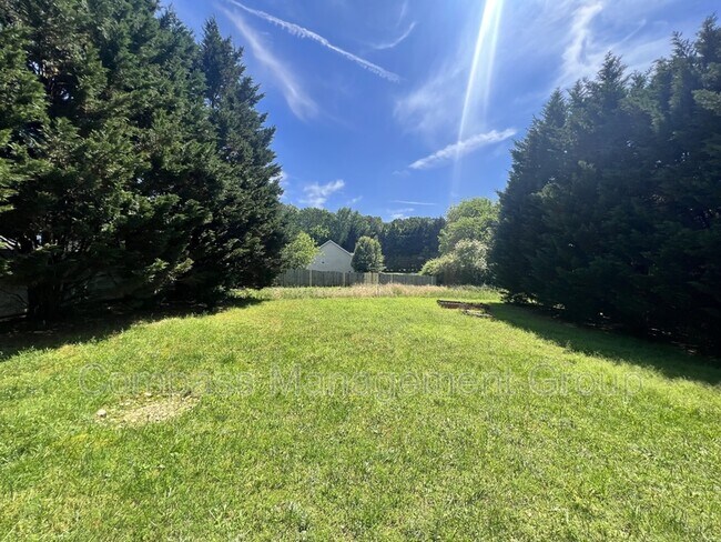 Building Photo - 5812 San Cristebal Ln