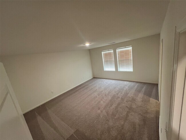 Building Photo - 3022 Spindletree Ln