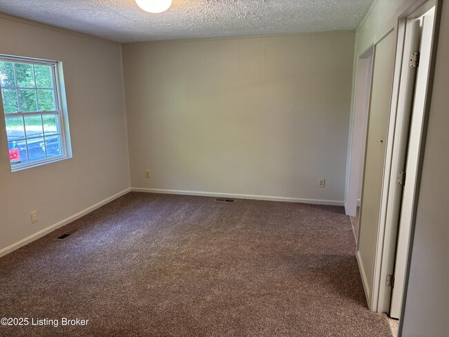 Building Photo - 212 N 37th St