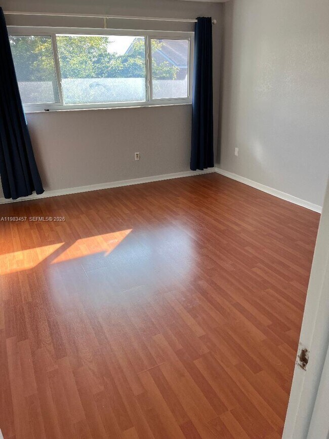 Building Photo - 11712 SW 13th St