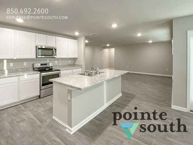 Building Photo - 7063 Abigail St