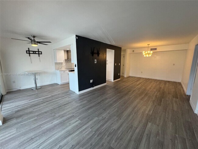Building Photo - 1300 SW 122nd Ave