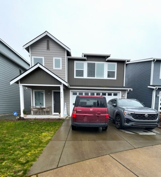 Primary Photo - Newly Built 5BD 2.5BA in LSSD