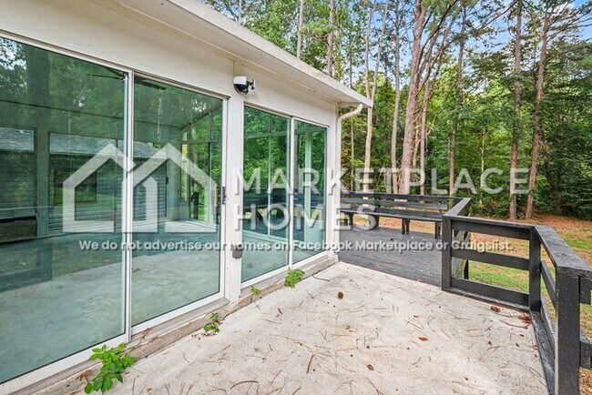 Building Photo - 4503 Dogwood Farms Dr
