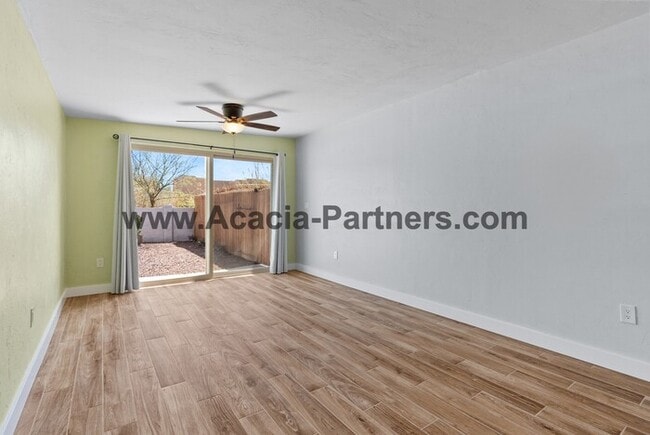 Building Photo - Two Bedroom Home with Guest House