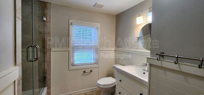 Building Photo - 40 Pheasant Dr SE