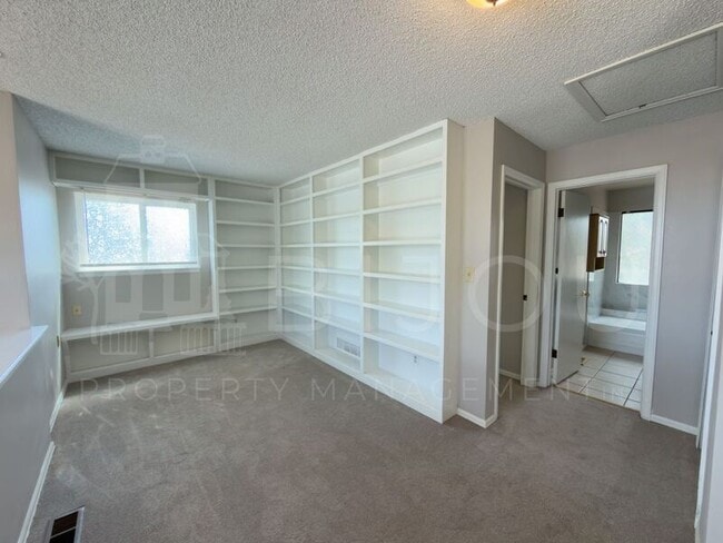 Building Photo - 963 Bayfield Way