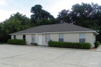 Building Photo - 8110 Stonebrook Dr