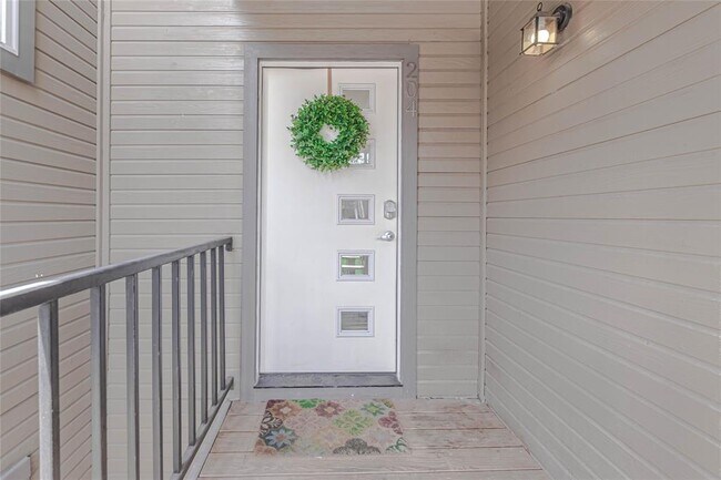 Building Photo - 3604 Clawson Rd