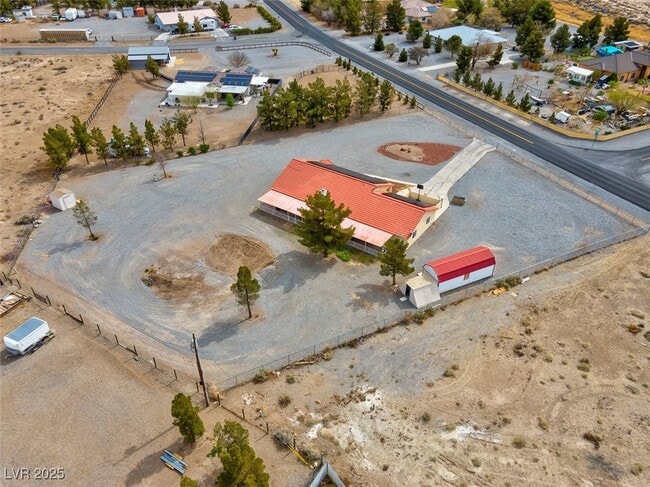 Building Photo - 1800 Red Rock Dr