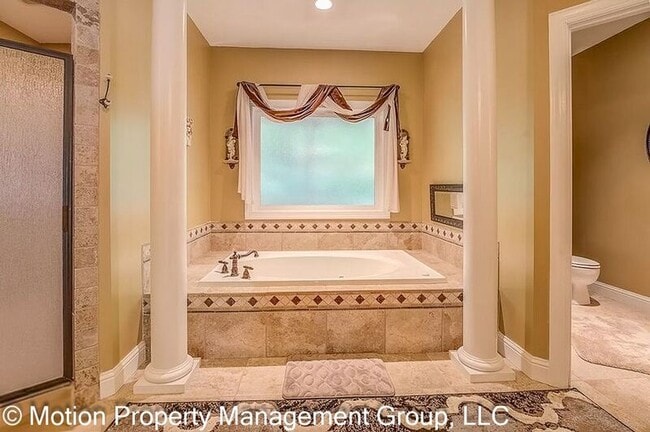 Building Photo - 682 E Mourning Dove Ct