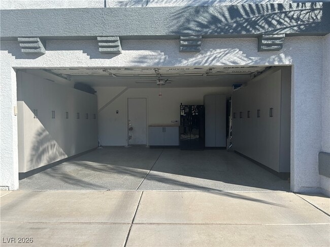 Building Photo - 8696 Ivy Glen Cir