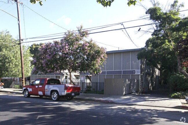 Primary Photo - New Haven Apartments