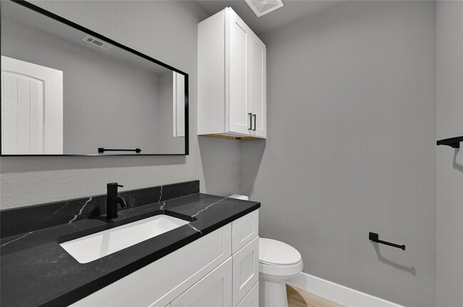 Building Photo - 7415 Hezekiah Ln