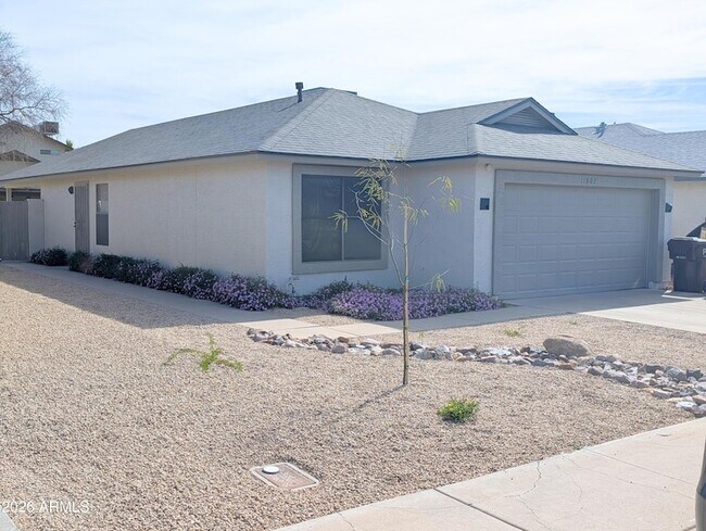 Building Photo - 11807 N 76th Ave