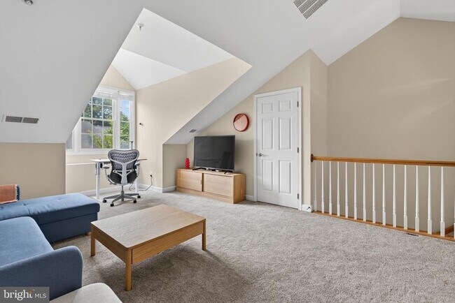 Building Photo - 8814 Hunting Lodge Ct