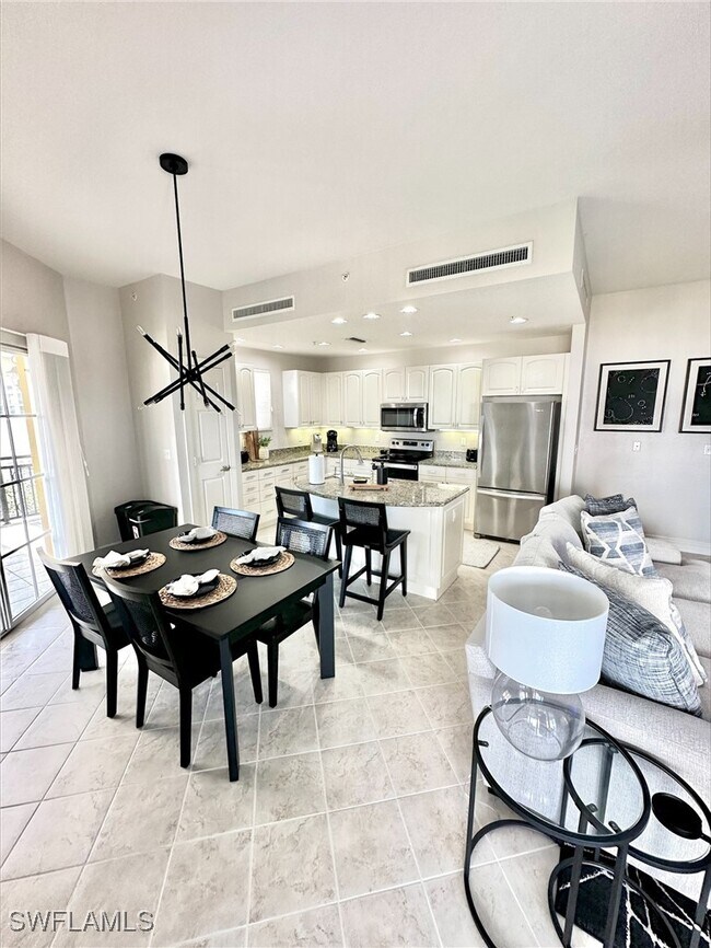 Building Photo - 5076 Annunciation Cir