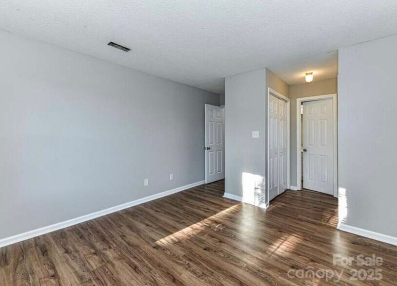 Building Photo - 5234 Amity Springs Dr