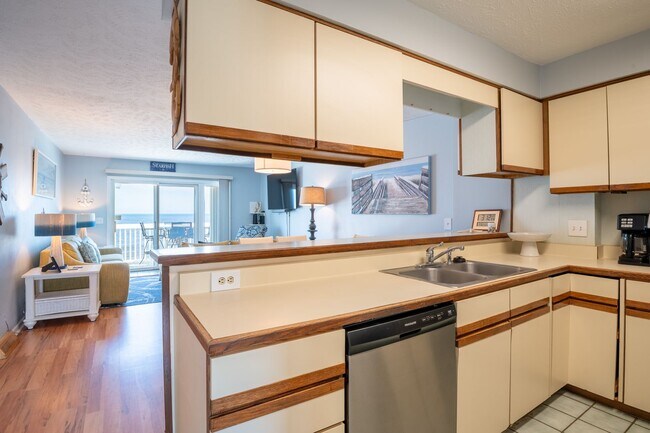 Building Photo - ALL-INCLUSIVE 95 DAYS FOR $95 A DAY DURING...