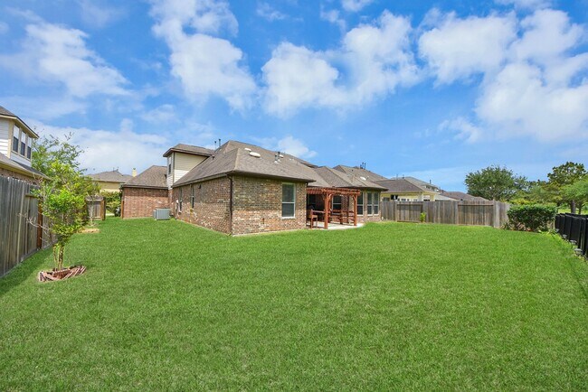 Building Photo - 12912 Southern Manor Dr