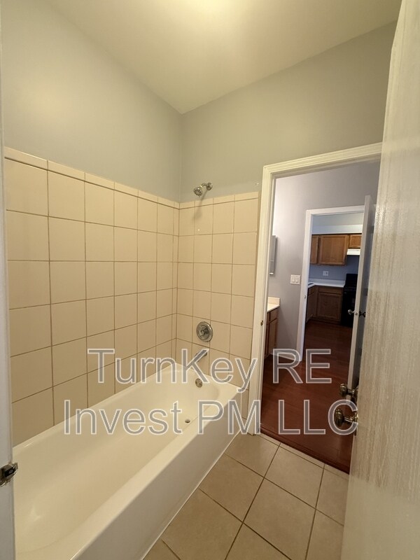 Building Photo - 21339 Earhart Ct