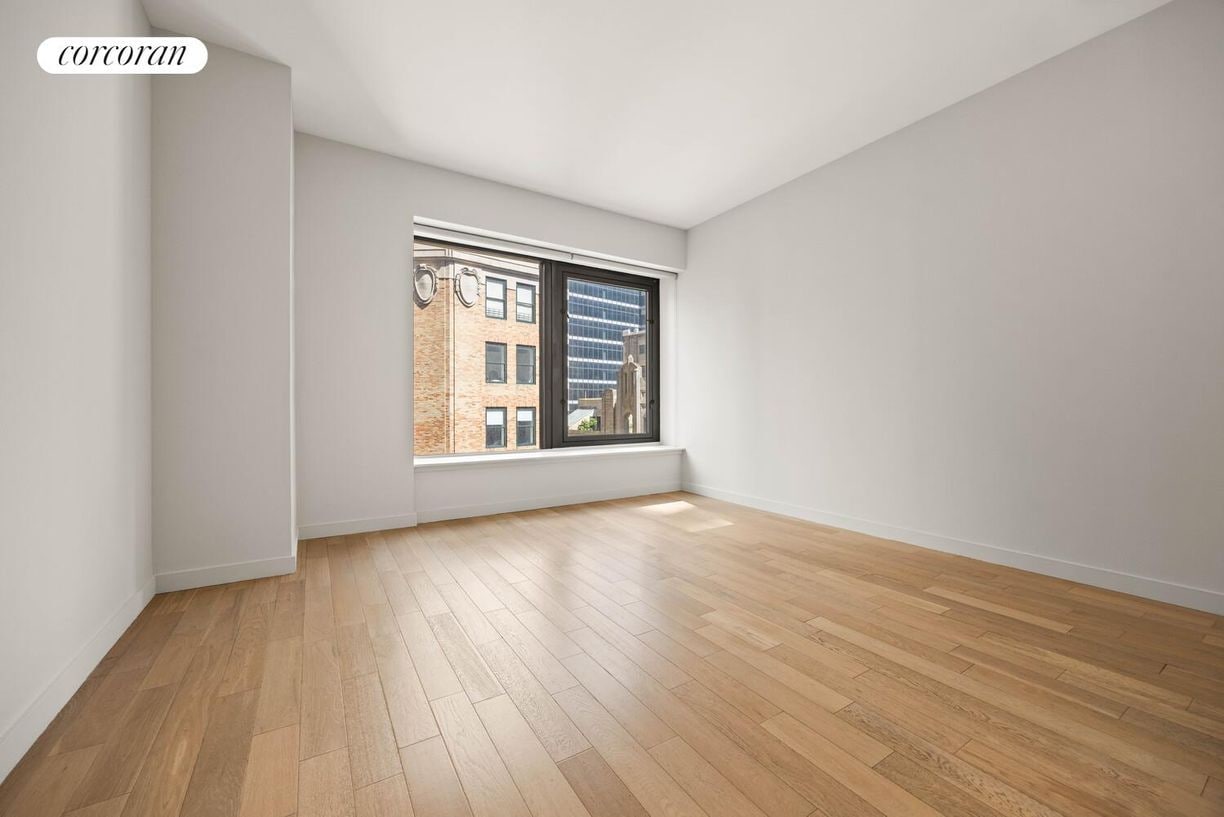 Building Photo - 75 Wall St