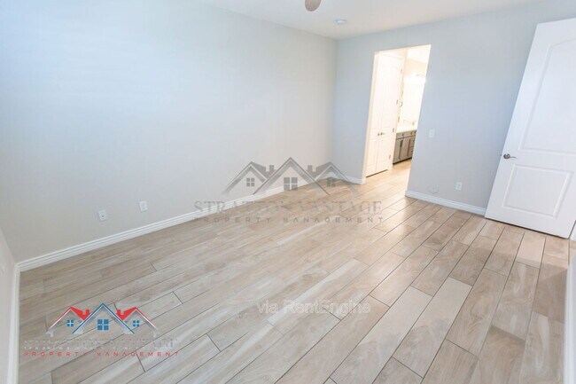 Building Photo - 5100 E Rancho Paloma Dr