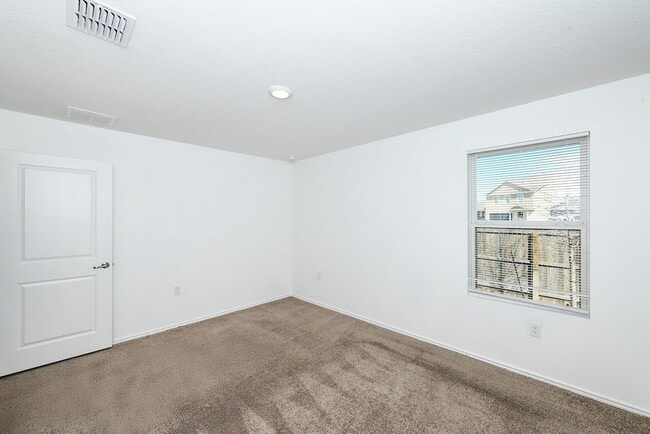 Building Photo - SA- Texas A&M Area / Vida Subdivision