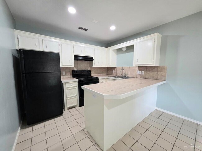 Building Photo - 4108 N 24th Ln