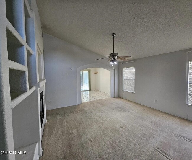 Building Photo - 12353 Tierra Bella Dr