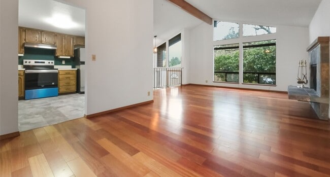 Building Photo - Charming Home with Serene Garden Retreat