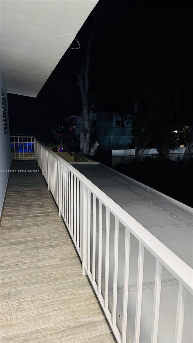 Building Photo - 60 SE Marlin Ave