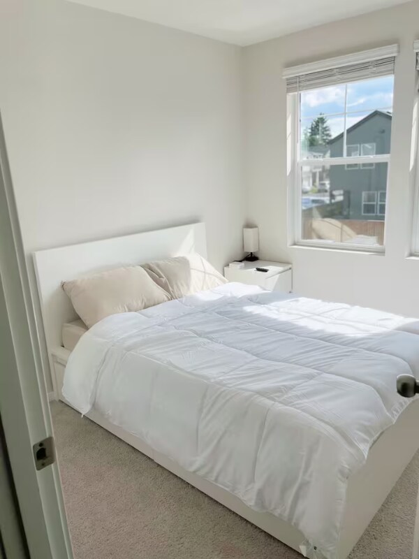 Building Photo - 13764 NE 67th Wy