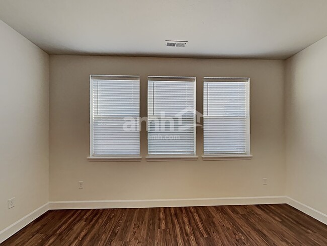 Building Photo - 3648 S Natural Way