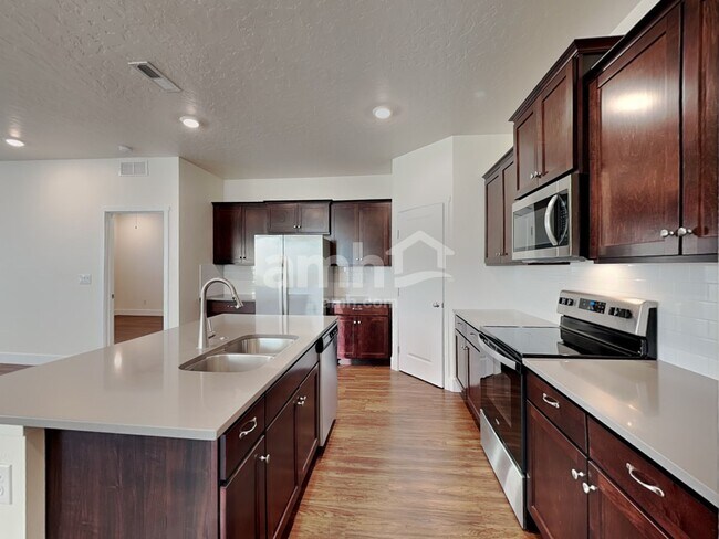 Building Photo - 5138 W White Ash Ct