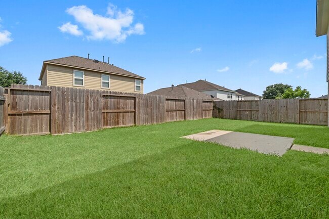 Building Photo - 16859 Blackberry Lily Ln