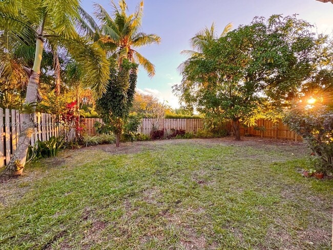 Building Photo - 15430 SW 143rd Terrace