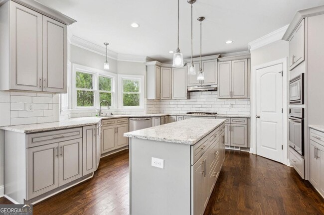 Building Photo - 4402 Income Cir