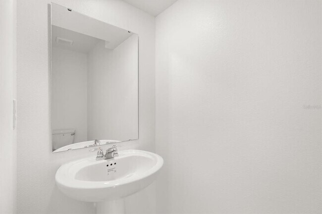 Building Photo - 6009 Zen Wy