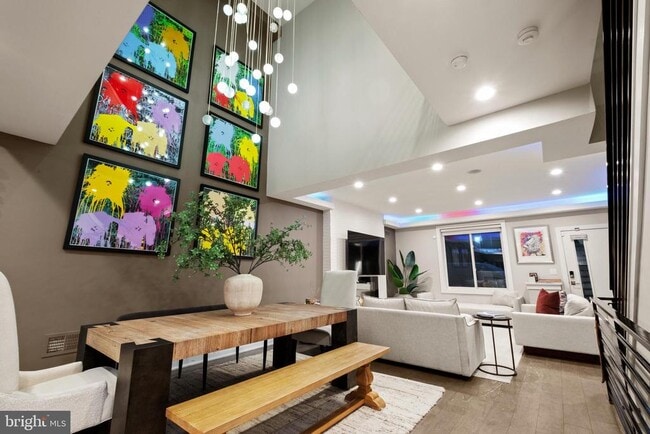 Building Photo - 1121 Earl St