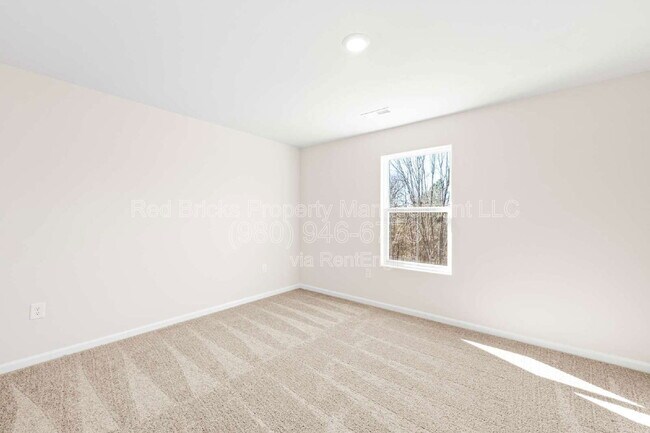 Building Photo - 1621 Nia Rd