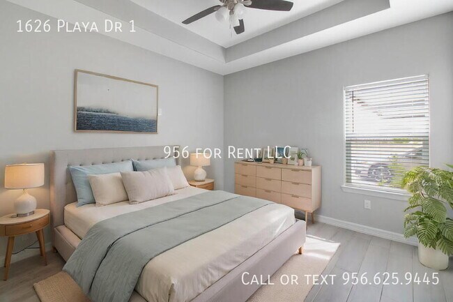 Building Photo - 1626 Playa Dr