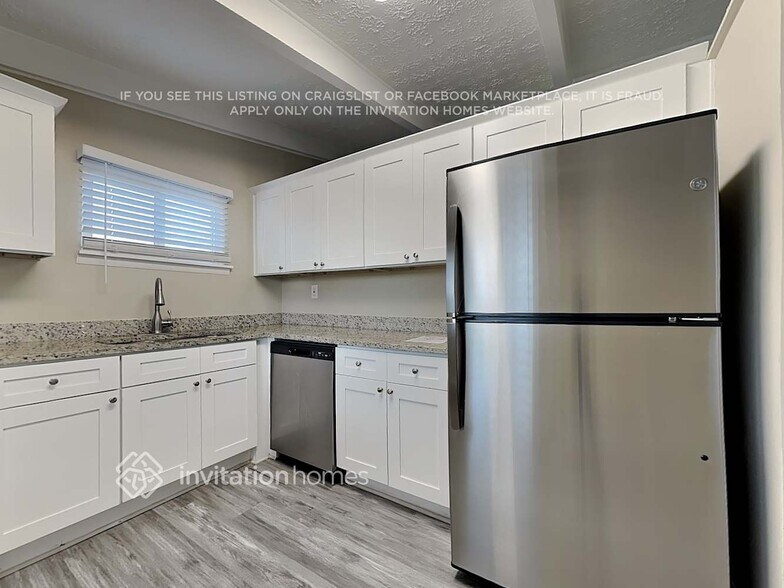 Building Photo - 2996 Horse Shoe Dr