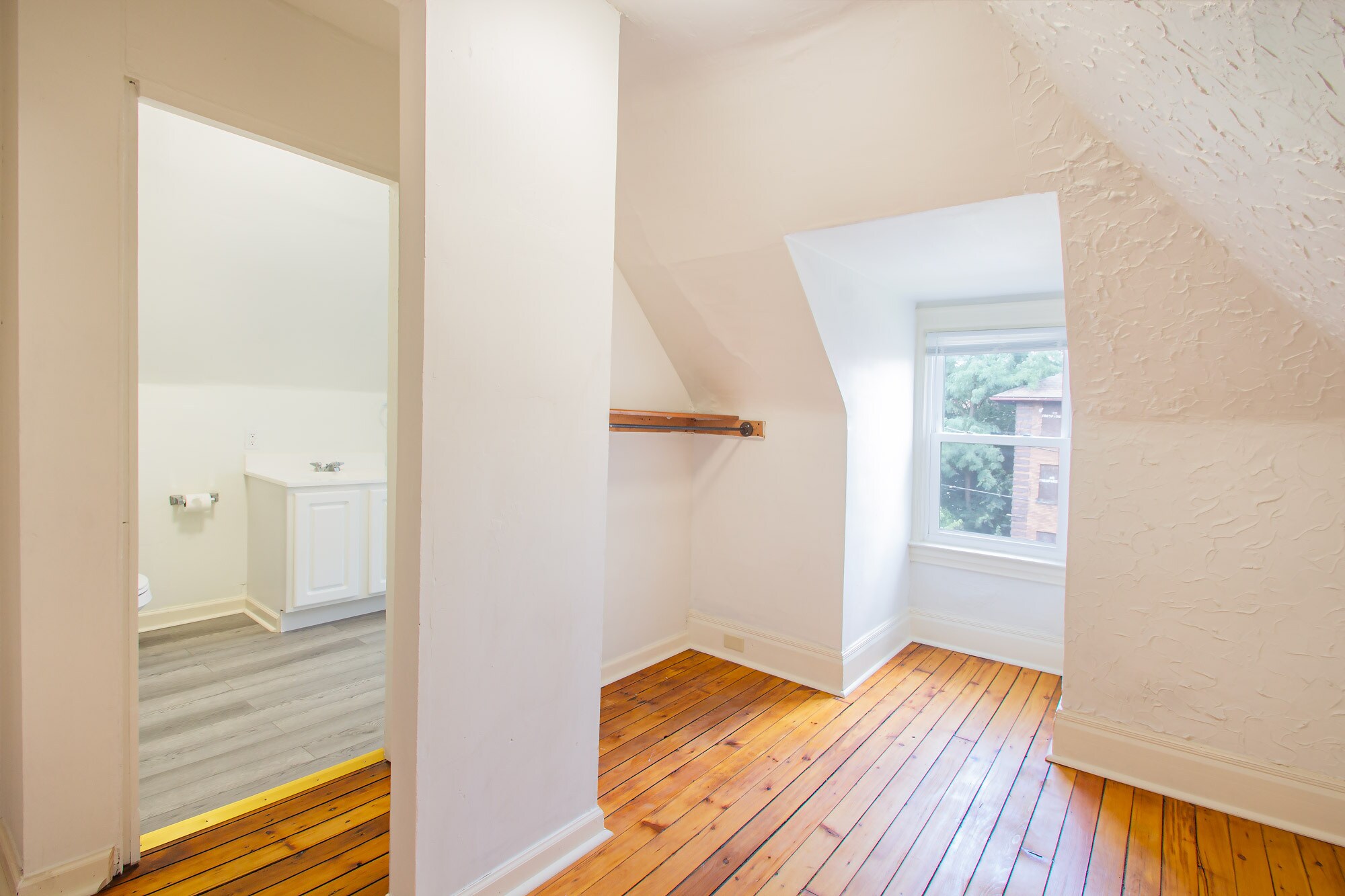 Building Photo - 315 South Ave