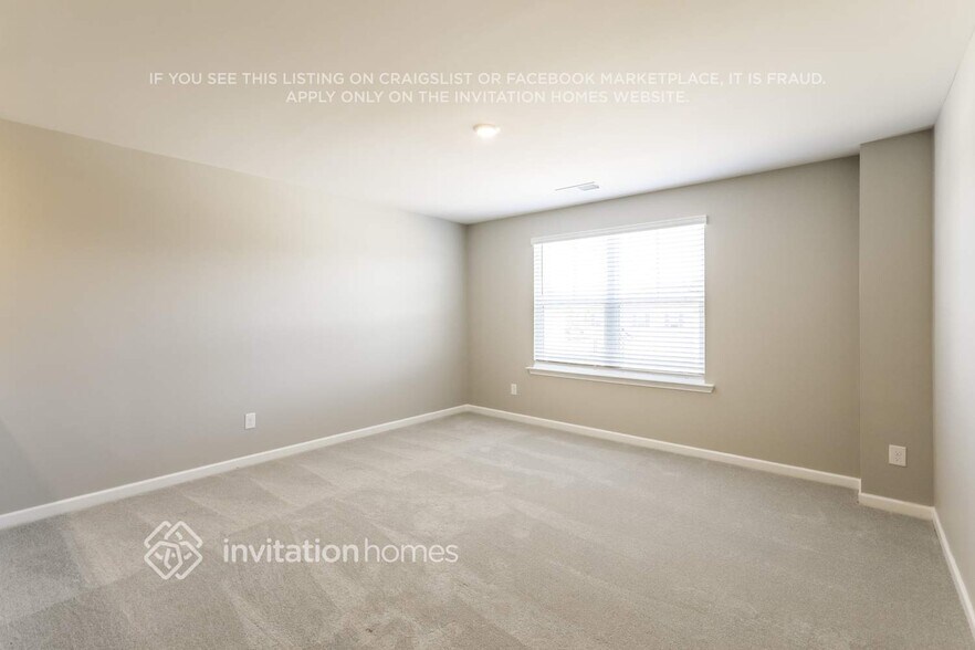 Building Photo - 537 Almere Dr