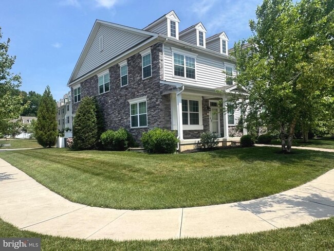 Building Photo - 148 Grissom Dr